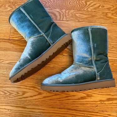 UGG - Like new velour Uggs