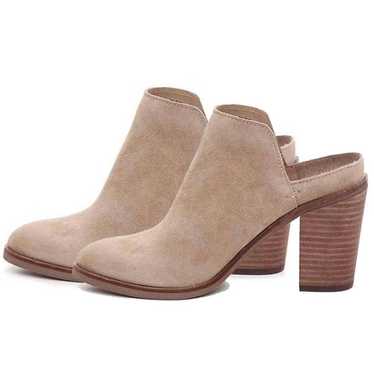 Like new Dolce Vita suede mules