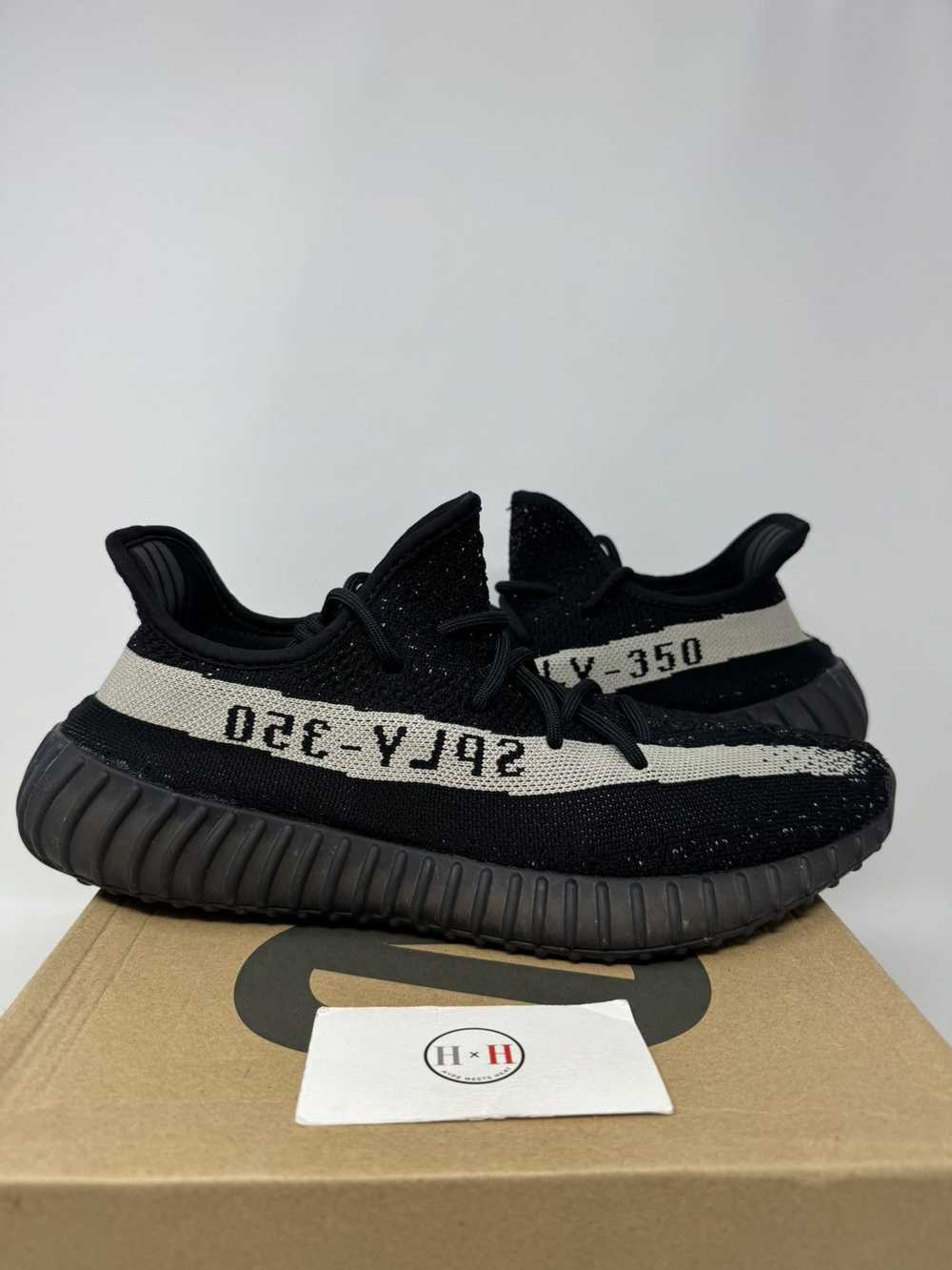 Adidas Yeezy Boost 350 V2 Oreo - image 2