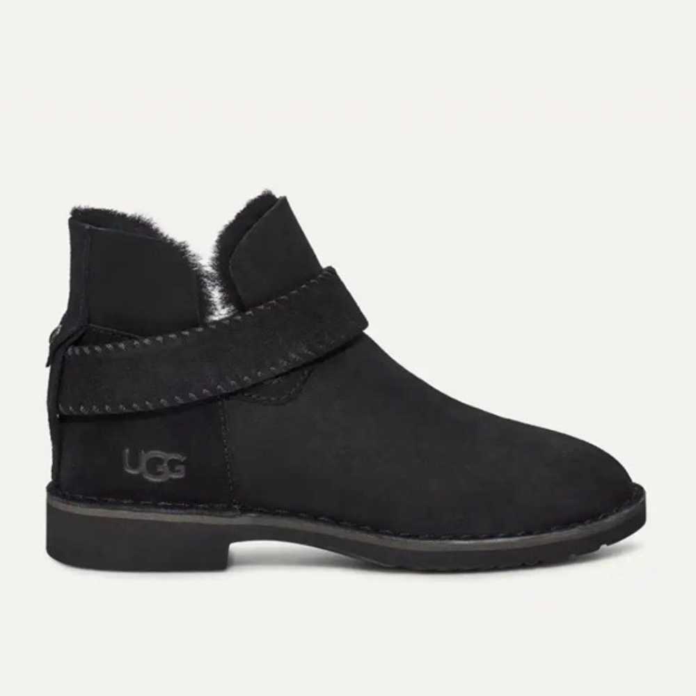 UGG McKay Boot Size 8 - image 10