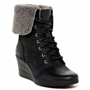 UGG Zea Black boots Wedge