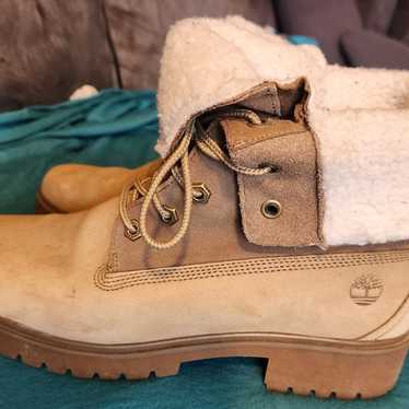 Size 9 timberland boots