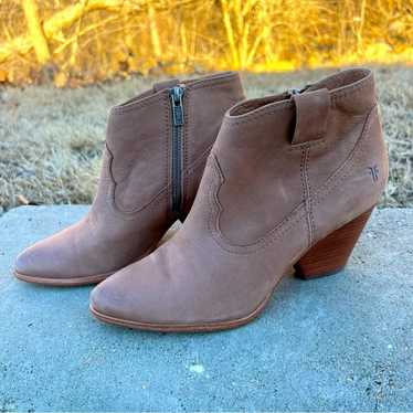 Frye Reina Tan Taupe Suede Leather Ankle Booties 6