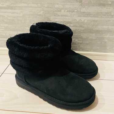 UGG Sheepskin Boots Black