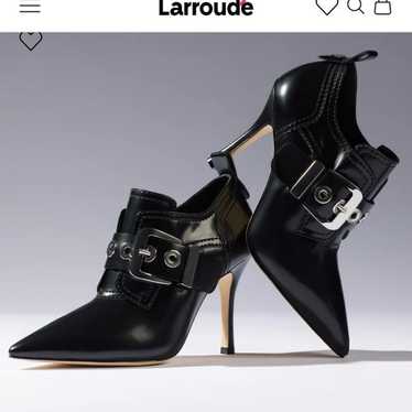 larroude Stewart bootie size 10 - image 1