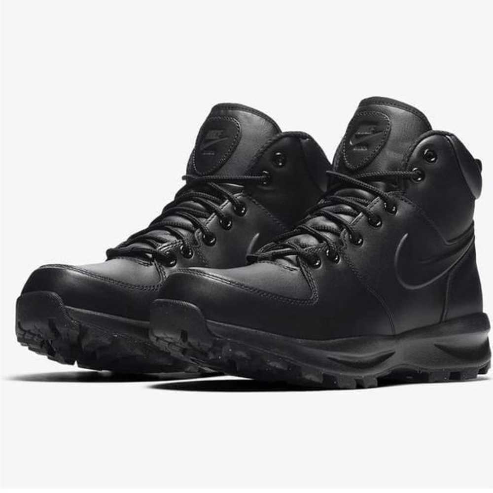 Nike Manoa Leather Black on Black Non Marking Sol… - image 9