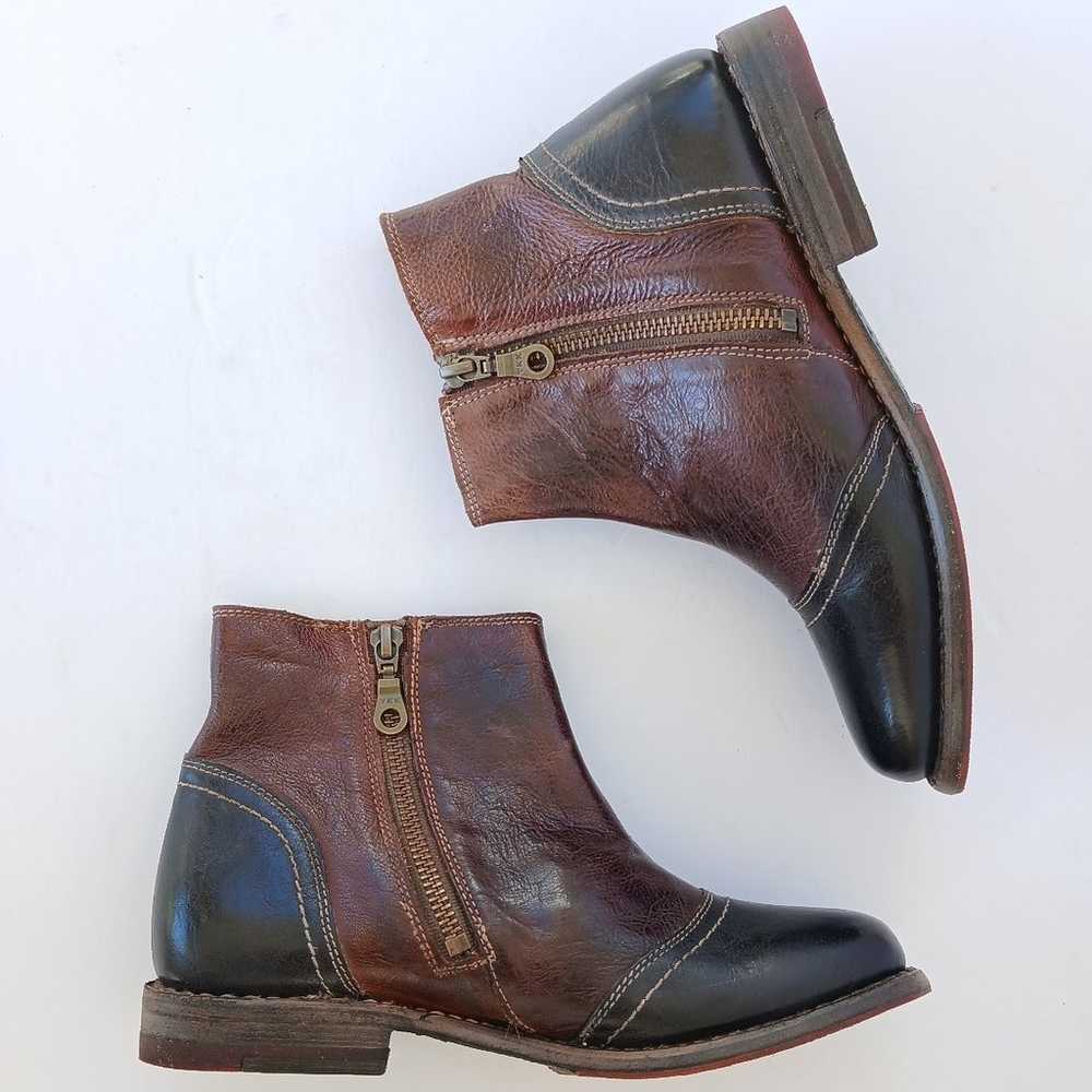 Oak Tree Farms Josephine Ankle Boots Size 6.5 - image 4