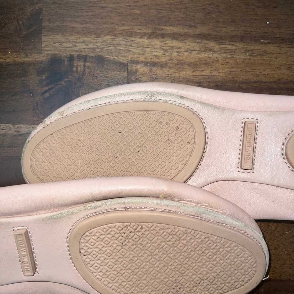 Tory Burch Minnie Travel Ballet flats nude size 7… - image 4