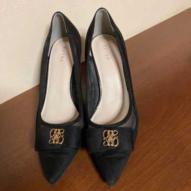 RANDA Black Suede Pumps