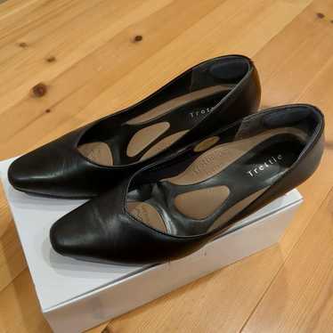 Trettie 23.5 Osteopathic Pumps Black 4E Wide Genui