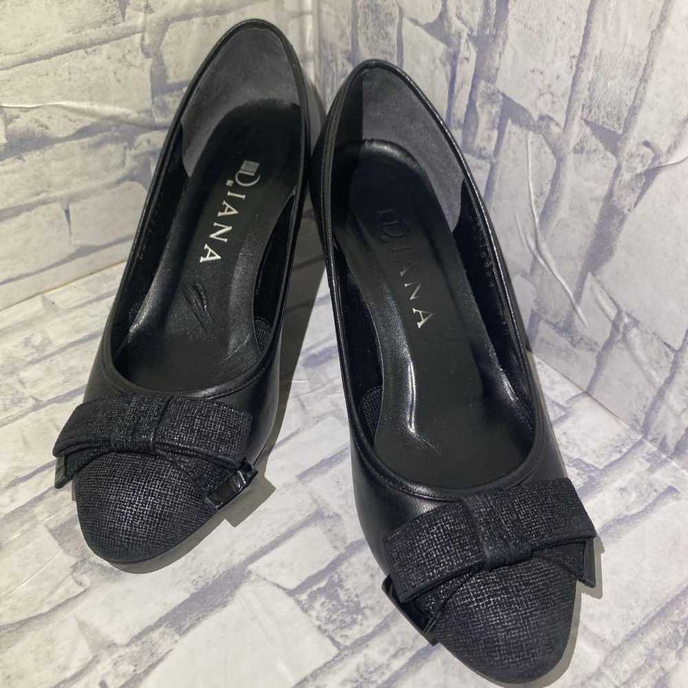 【Good Condition】Diana Pumps Genuine Leather with … - image 1