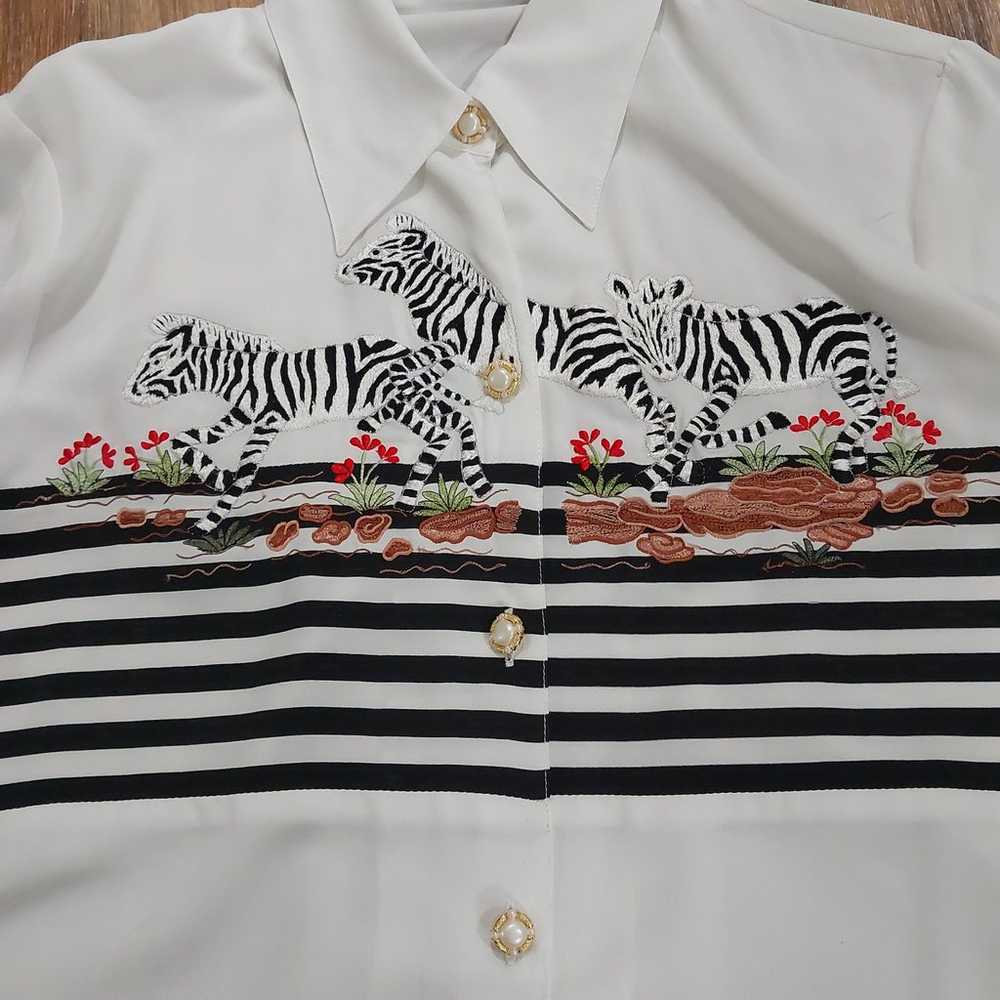 White Vintage Blouse with Embroidered Zebras Medi… - image 1