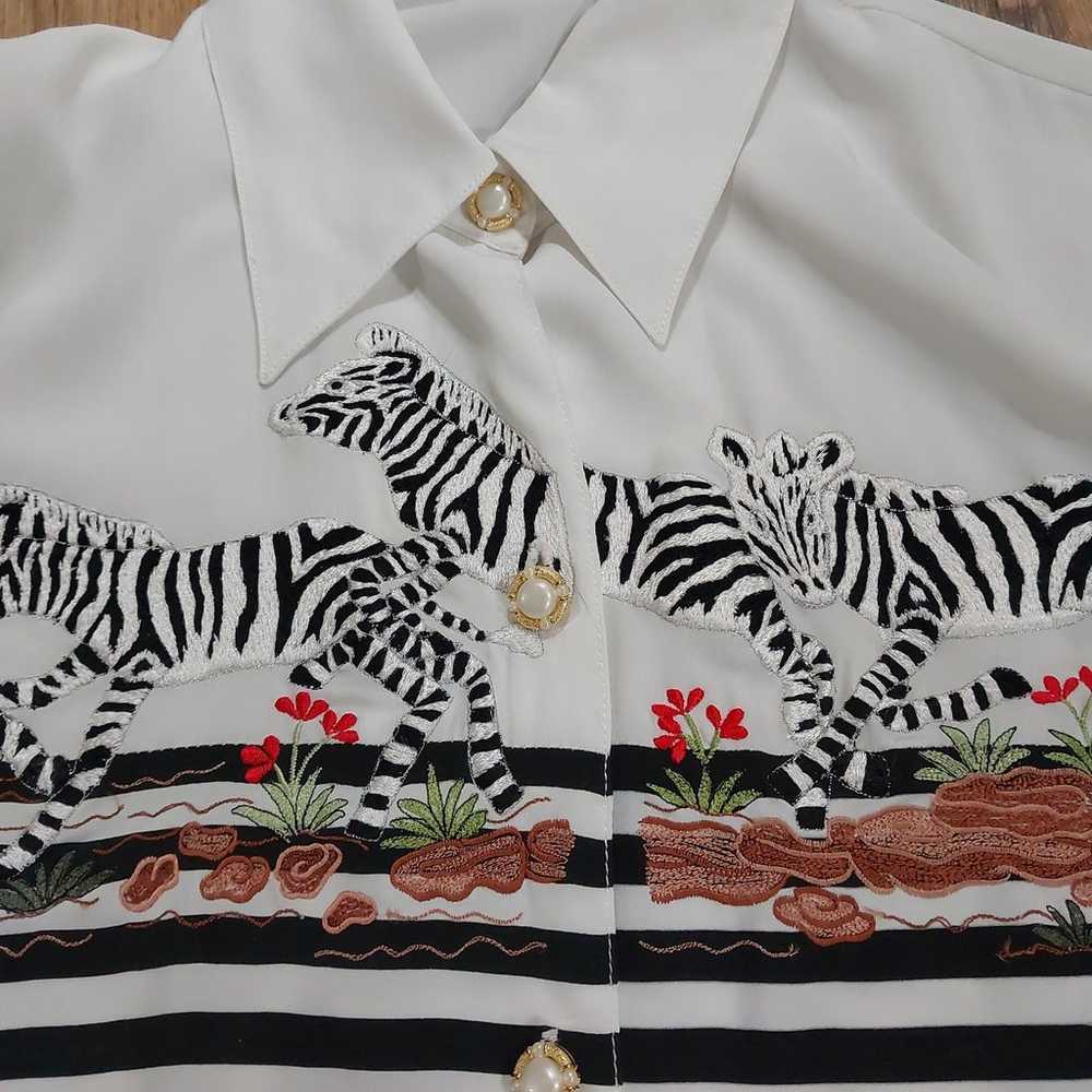 White Vintage Blouse with Embroidered Zebras Medi… - image 6