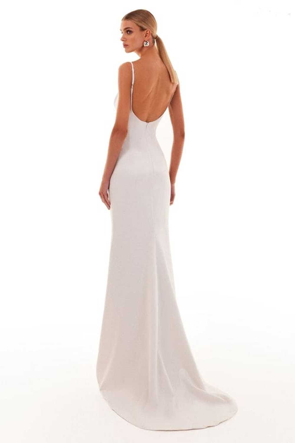 Milla Chic mermaid maxi dress in white - image 4