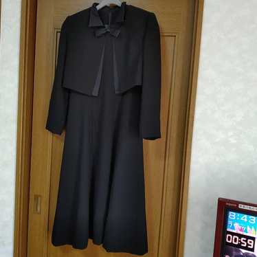 Black dress for women, size 11 - image 1