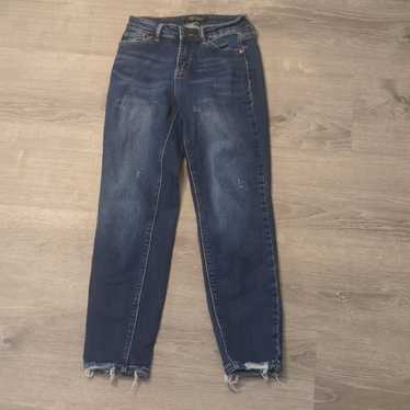 Judy Blue Judy blue slim fit distressed jeans size