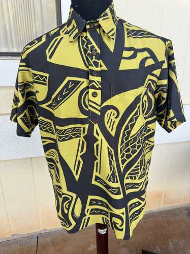 Hawaiian Shirt Manuhealii Black/Yellow 3/4 Button 