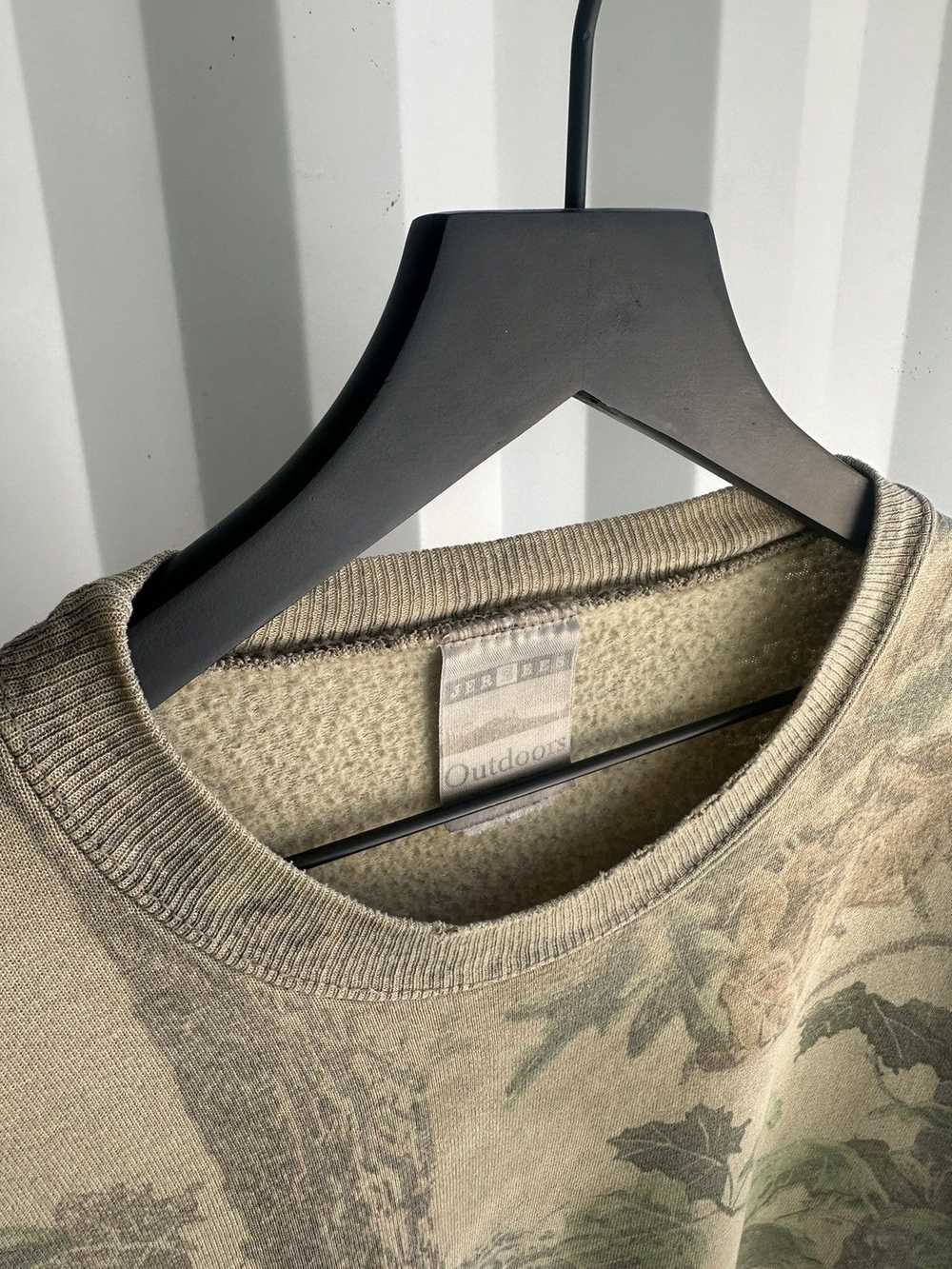 Vintage Camo Long Sleeve SweatShirt Sun Faded Dis… - image 4