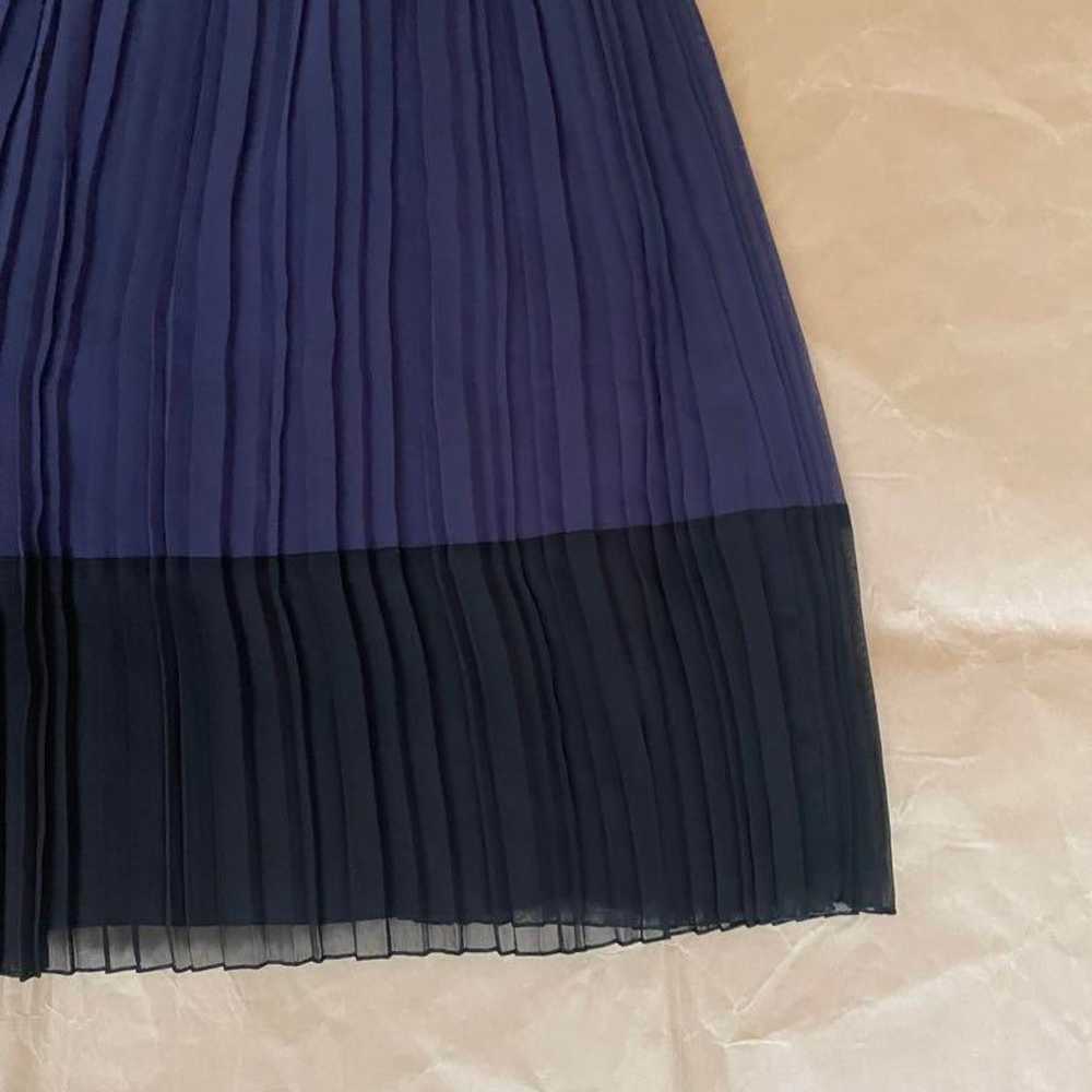 INDIVI Navy Pleated Sleeveless Dress M - image 4