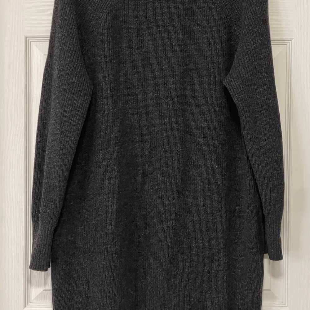 Boden Women's Gray Wool Blend Knit High V-Neck Lo… - image 4