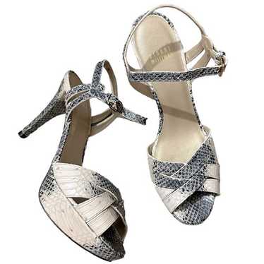 Stuart Weitzman Snake Skin Loop Thru Platform Pum… - image 1