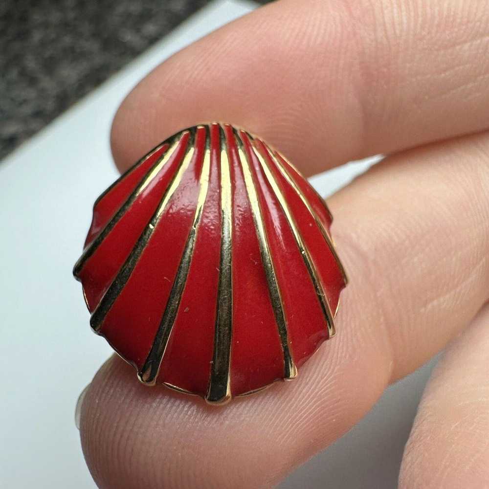 Vintage Monet Gold Tone Red Enamel Seashell Stud … - image 2