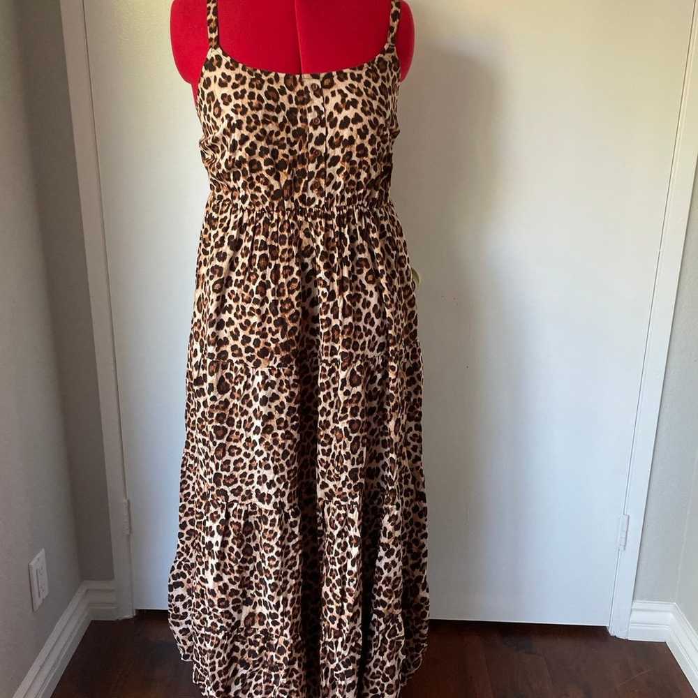 Leopard print tiered dress with pockets - image 4