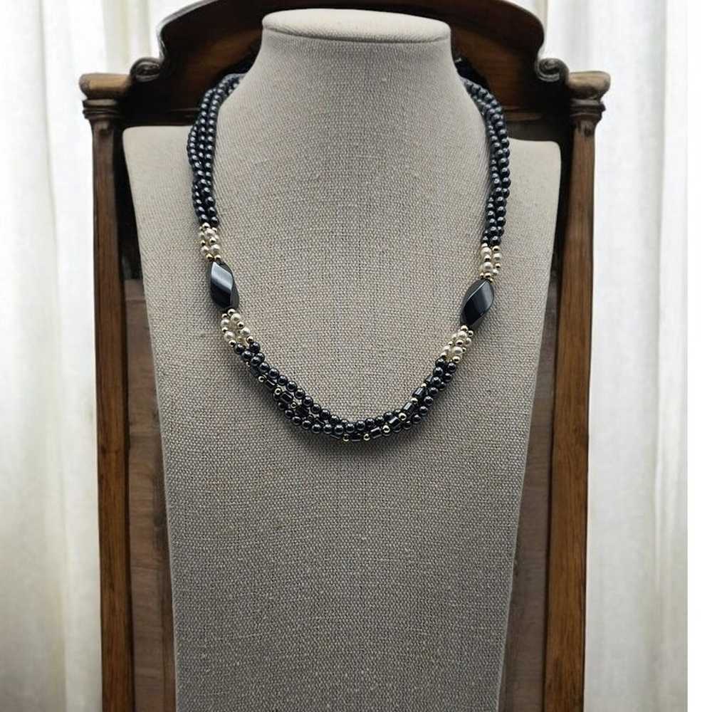 Vintage Hematite & Freshwater Pearl Necklace - image 3