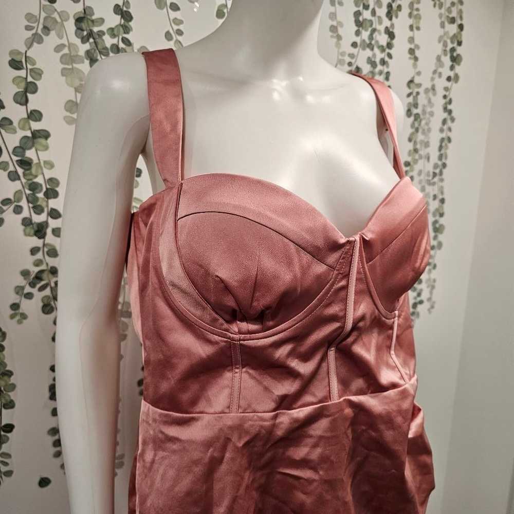 NWOT Lavish Alice Satin Corset Asymetrical Dress … - image 4