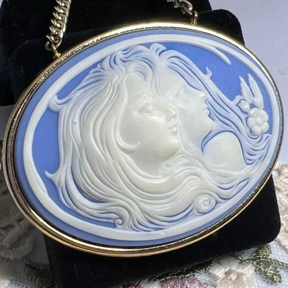 Vintage WEST GERMANY Cameo Pendant Necklace - image 1