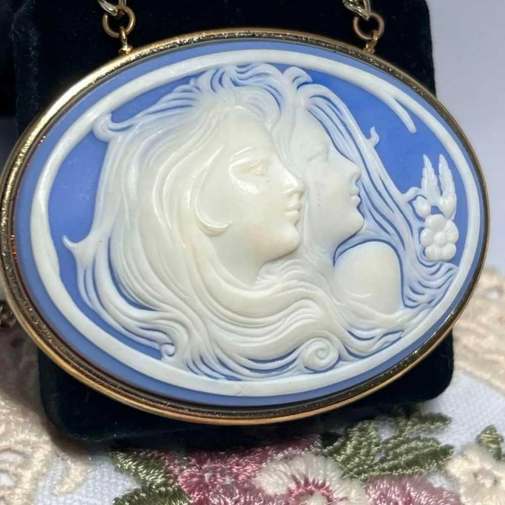 Vintage WEST GERMANY Cameo Pendant Necklace - image 9