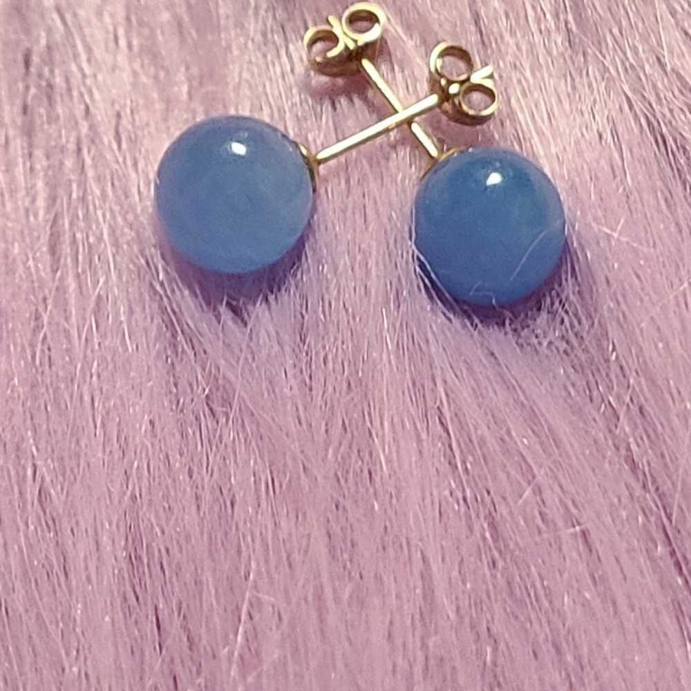 14k Post Vintage Blue Jadeite 7mm Stud Earrings - image 4