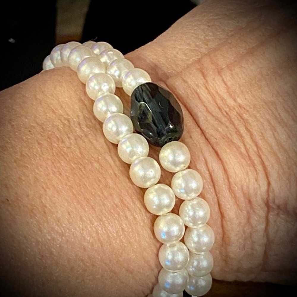 "Reinvented Vintage" Faceted Black and Faux Pearl… - image 11