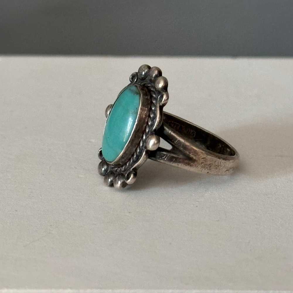 Vintage Turquoise Sterling Silver Old Pawn Ring - image 2