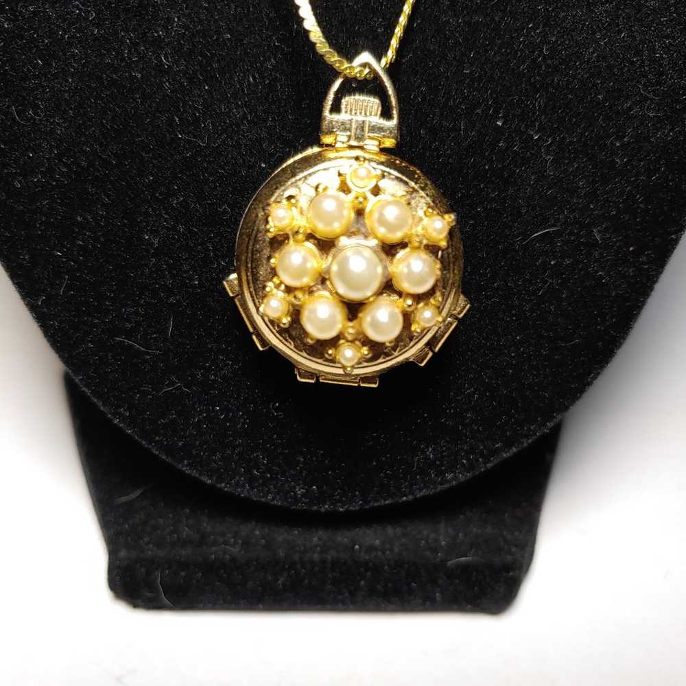 Vintage four way locket with faux Pearl clusters … - image 2