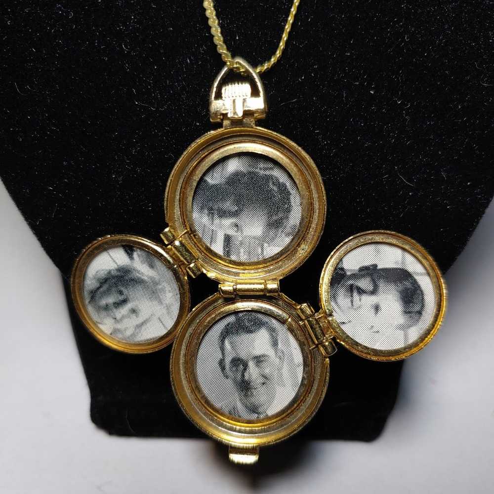 Vintage four way locket with faux Pearl clusters … - image 3