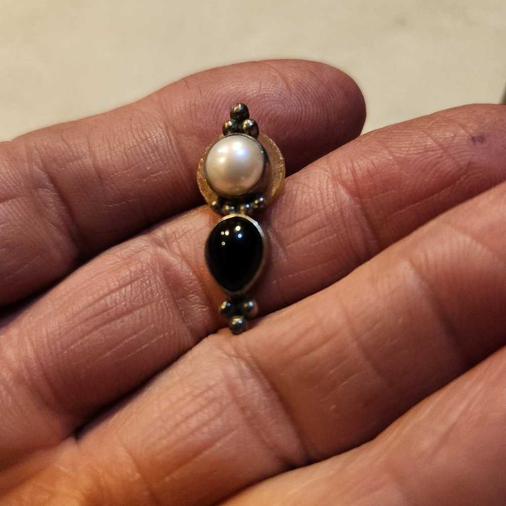 Sterling Silver Pearl & Black Onyx  Earrings Fine… - image 2