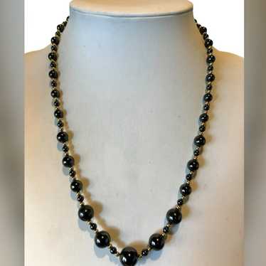 Vintage 14K yellow gold and hematite beaded neckla