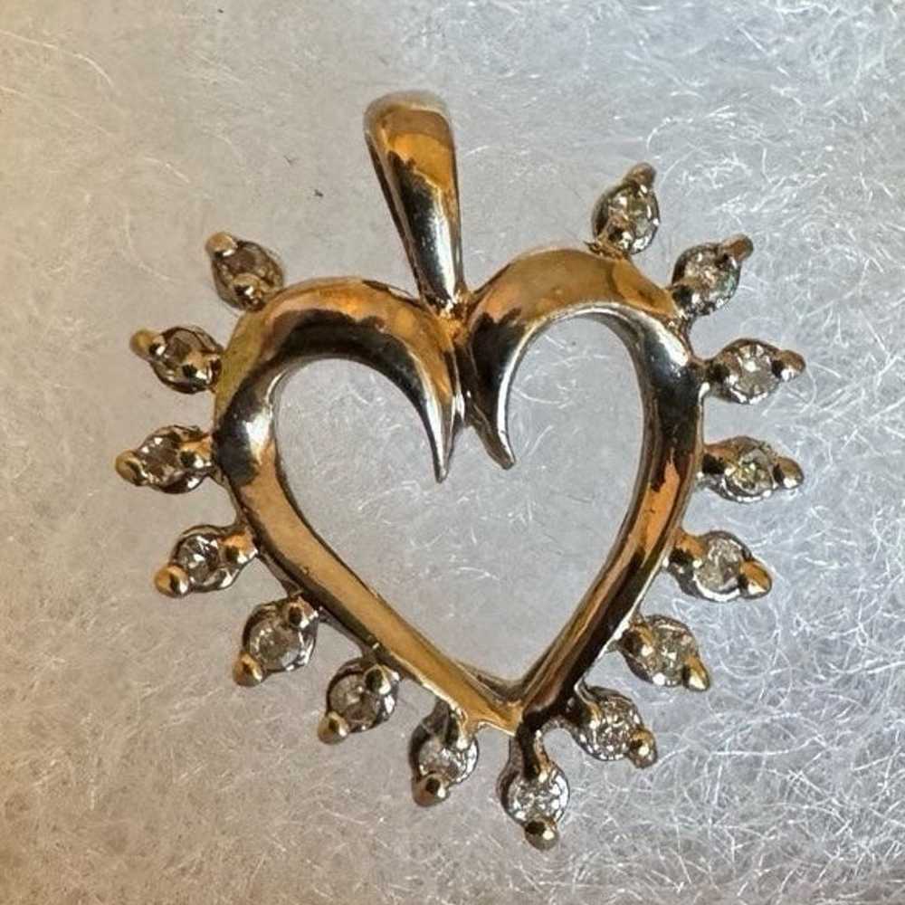 1/4 Carat Diamond 10K White Gold Heart Pendant Ch… - image 6