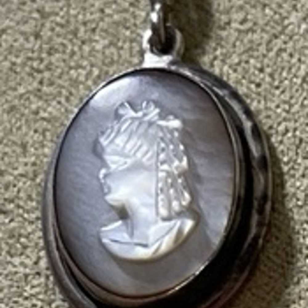 Vintage Shell Cameo in a Sterling Silver Setting - image 1