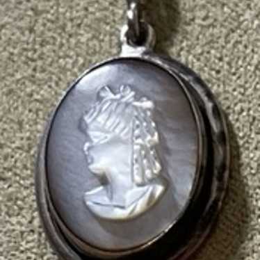 Vintage Shell Cameo in a Sterling Silver Setting - image 1