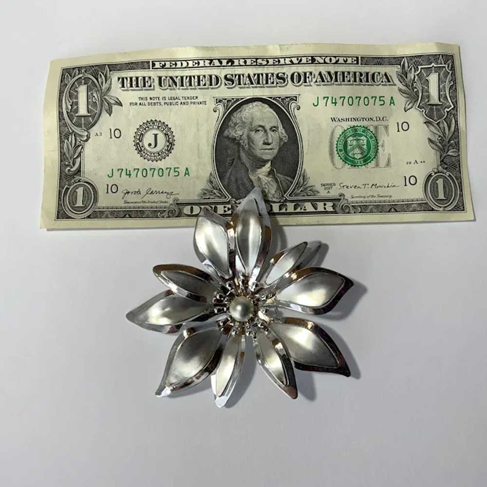 Beautiful Christmas Silver Tone Poinsettia Flower… - image 3