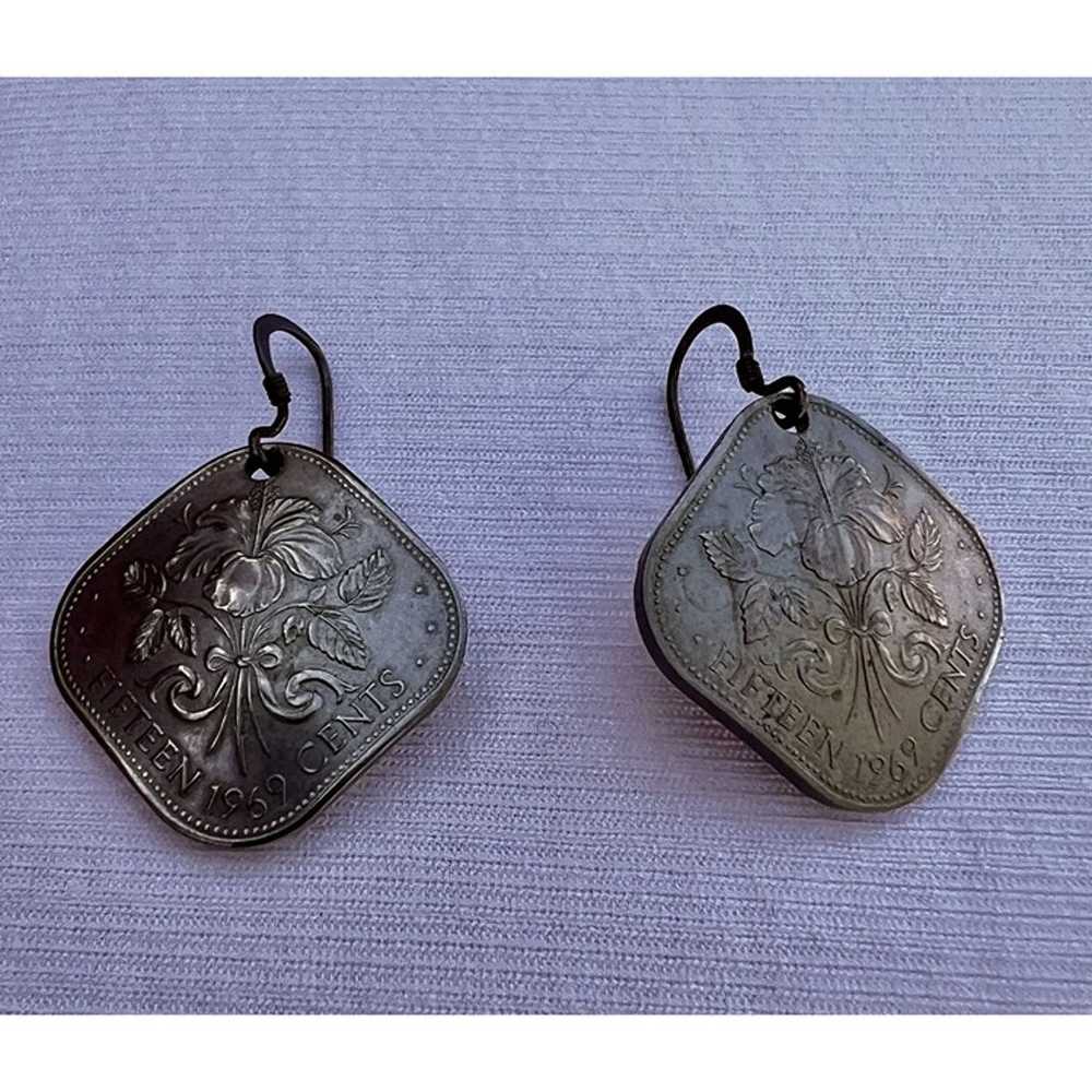 Bahamas Coin Earrings Elizabeth 11 Vintage 1969 F… - image 7