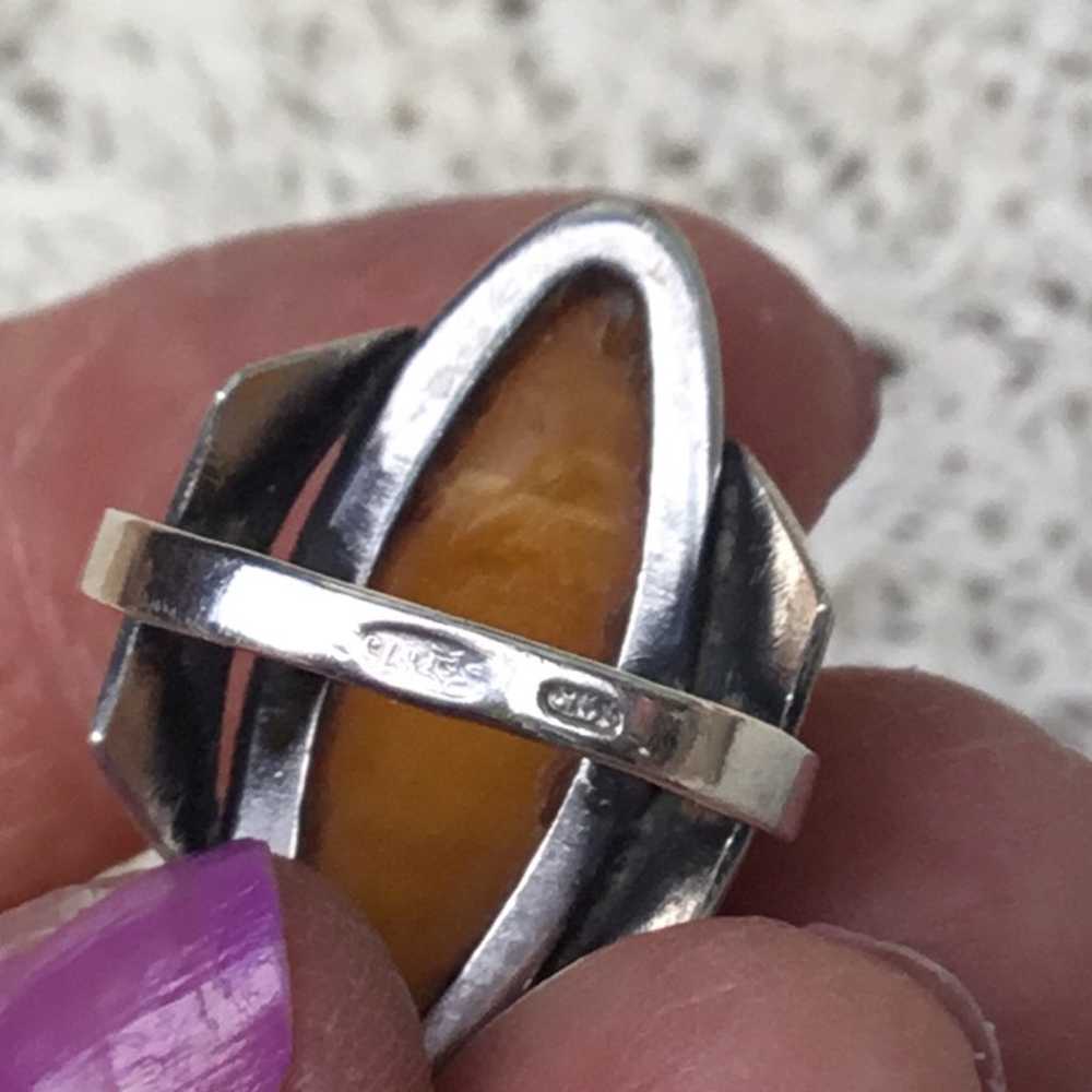 Sterling silver oval shaped butterscotch amber ri… - image 10