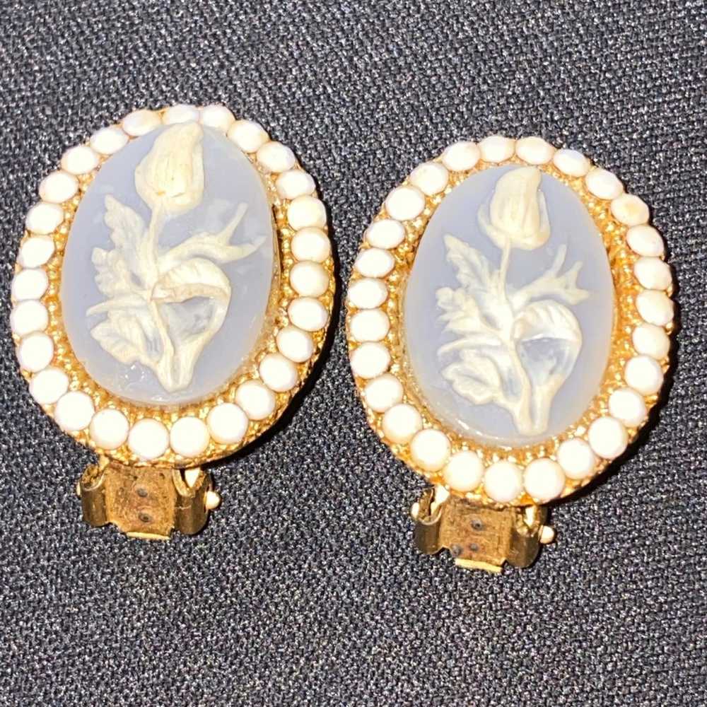 Alice Caviness Earrings Cameo Carved Tulips Vinta… - image 7