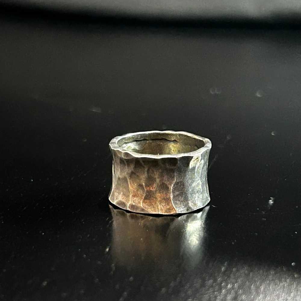 Ring Hammered Band Vintage MWS Silver Mark Wasser… - image 3