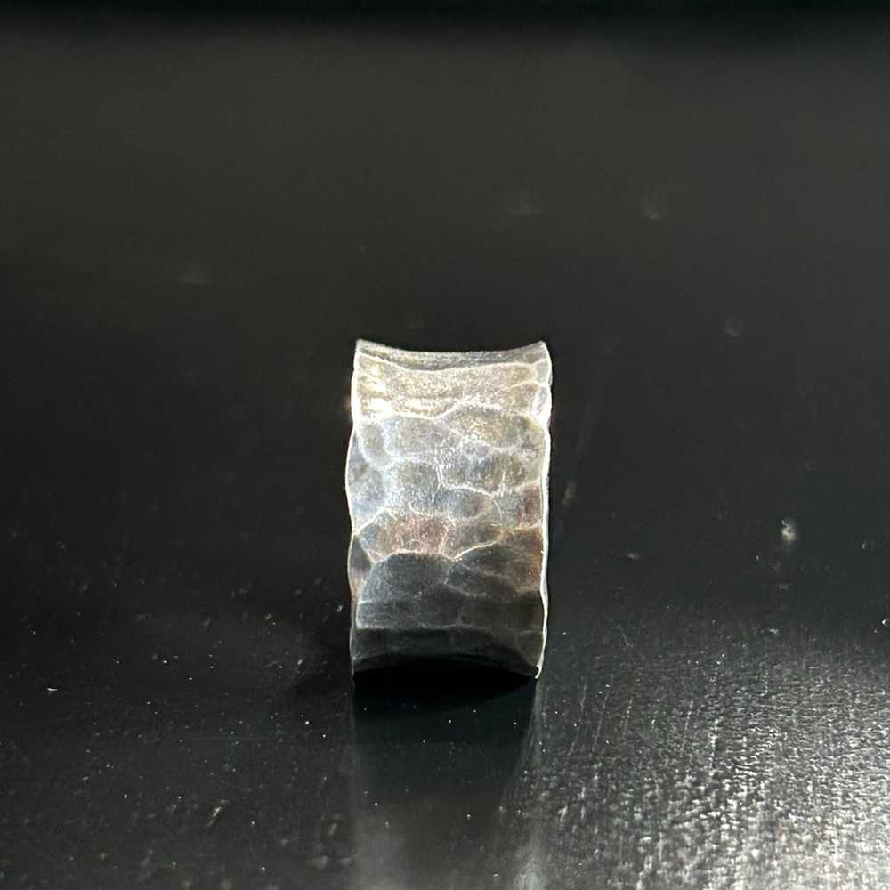 Ring Hammered Band Vintage MWS Silver Mark Wasser… - image 4