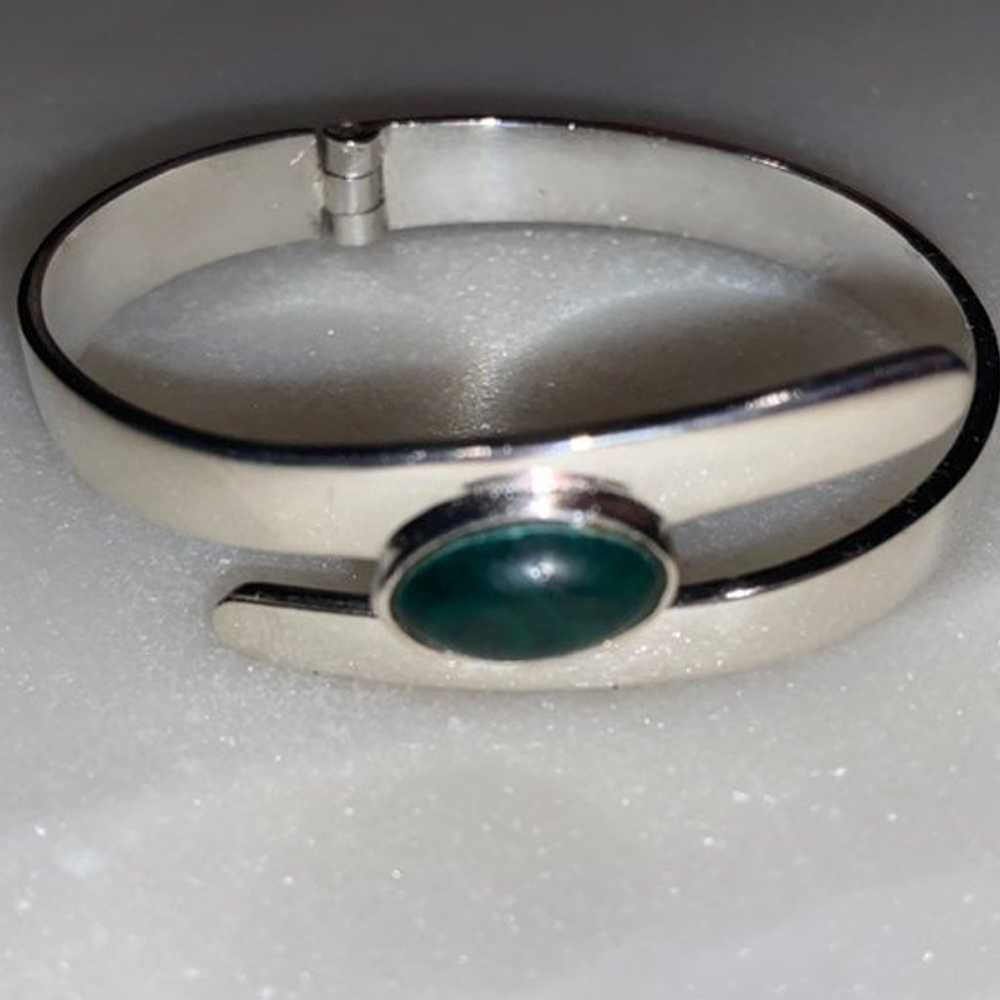 Italian 925 Clamper w/ Green Stone - image 1