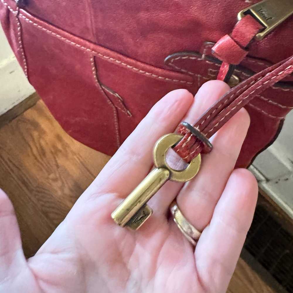 Fossil VTG red leather Fossil crossbody bag - image 5