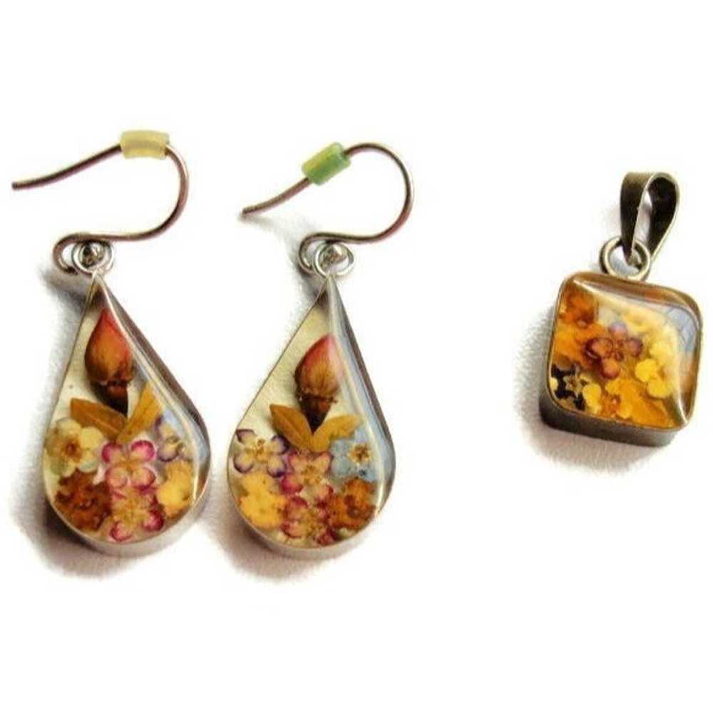 Set Translucent Floral Design Pendant Matching Ea… - image 5